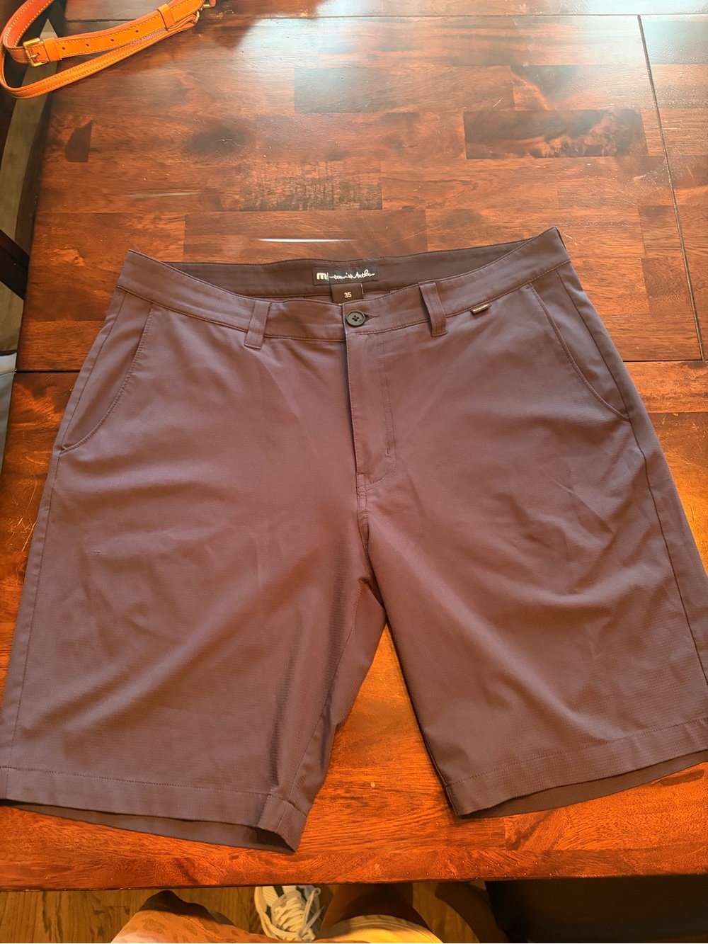 Travis Matthew’s “Beck” Dark Charcoal Size 35 - Like New